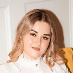 Фотография репетитора Орехова Алина Алексеевна