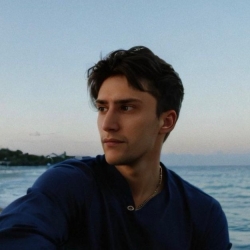 Фотография репетитора Суслов Александр Вячеславович