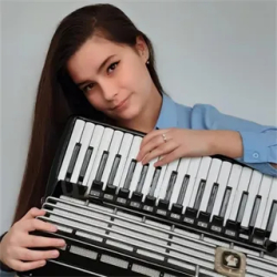 Фотография репетитора Воробьева Виктория Шамильевна