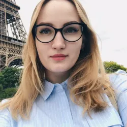 Фотография репетитора Петрова Алина Николаевна