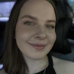 Фотография репетитора Гареева Алина Руслановна