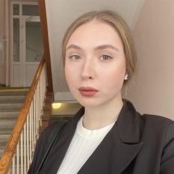 Фотография репетитора Яковлева Екатерина Александровна