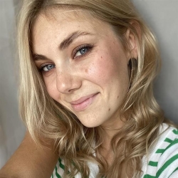 Фотография репетитора Арабули Валерия Сергеевна