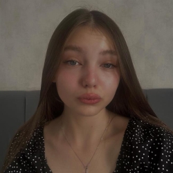 Фотография репетитора Полячок Яна Дмитриевна