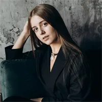 Фотография репетитора Орешкова Ангелина Сергеевна