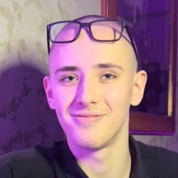 Фотография репетитора Бобовников Денис Дмитриевич