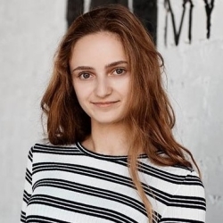 Фотография репетитора Яркова Илона Игоревна