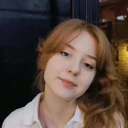 Фотография репетитора Шухарева Николь Николаевна