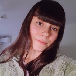 Фотография репетитора Муратова Евгения Тойлиевна