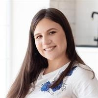 Фотография репетитора Хаджиева Александра Ивановна