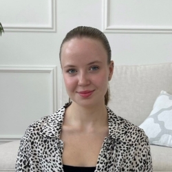 Фотография репетитора Лавриченко Алиса Геннадьевна