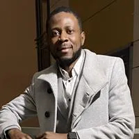 Фотография репетитора Аджесом Клод Энджефри