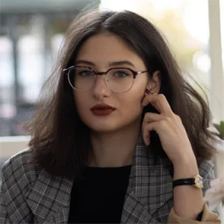 Фотография репетитора Папикян Сусанна Петросовна