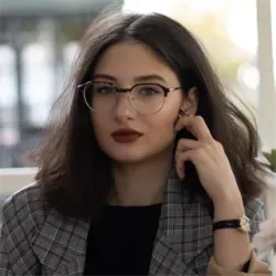 Фотография репетитора Папикян Сусанна Петросовна