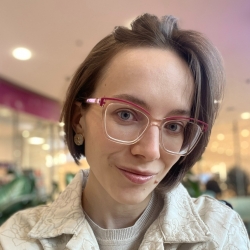 Фотография репетитора Молодых Дарья Александровна