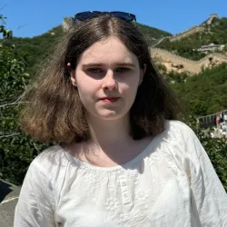 Фотография репетитора Медведева Ирина Сергеевна