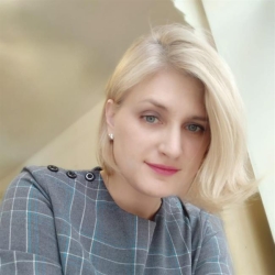 Фотография репетитора Калинина Юлия Евгеньевна