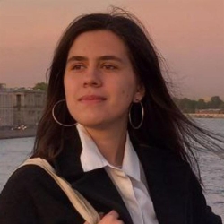 Фотография репетитора Завьялова Арина Борисовна