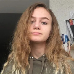 Фотография репетитора Меженкова Диана Романовна