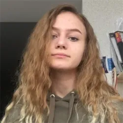 Фотография репетитора Меженкова Диана Романовна