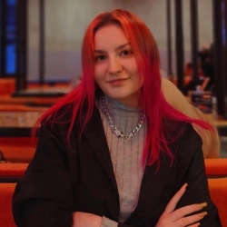 Фотография репетитора Давлеева Лейсан Венеровна