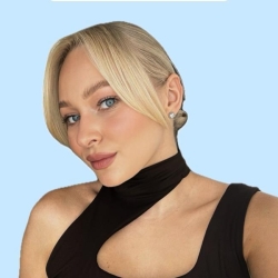 Фотография репетитора Анисимова Анастасия Евгеньевна