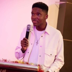 Фотография репетитора Абари Дестини 