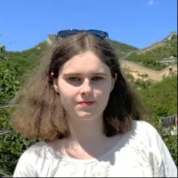 Фотография репетитора Медведева Ирина Сергеевна