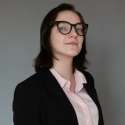 Фотография репетитора Гаркушина Александра Андреевна