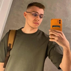 Фотография репетитора Камнев Данила Андреевич