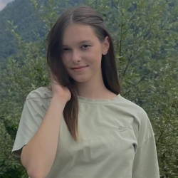 Фотография репетитора Вялова Яна Алексеевна