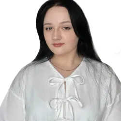Фотография репетитора Павлюченкова Алина Игоревна