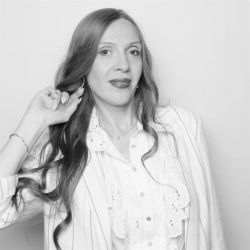 Фотография репетитора Димитриевик Елена Валерьевна