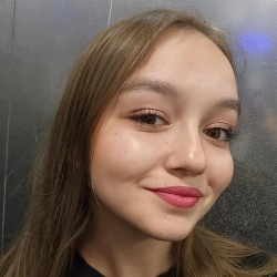 Фотография репетитора Пономарева Алиса Алексеевна