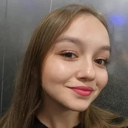 Фотография репетитора Пономарева Алиса Алексеевна