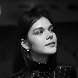 Фотография репетитора Ромашова Анастасия Романовна