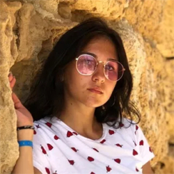 Фотография репетитора Идиятуллина Алиса Альбертовна