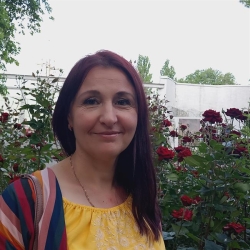 Фотография репетитора Дегтяренко Елена Валентиновна