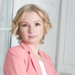 Фотография репетитора Полякова Елена Сергеевна