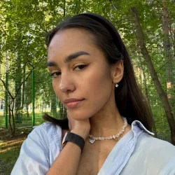 Фотография репетитора Мерзлякова Арина Дмитриевна