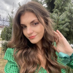 Фотография репетитора Воловикова Диана Олеговна