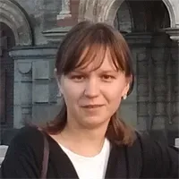 Фотография репетитора Попова Елена Юрьевна