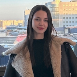 Фотография репетитора Манина Вероника Сергеевна