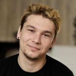 Фотография репетитора Кнюров Артем Сергеевич