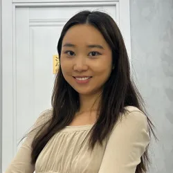 Фотография репетитора Чжан Ифань 