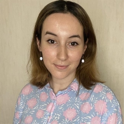 Фотография репетитора Шарипова Азалия Наилевна