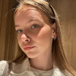 Фотография репетитора Михайлова Алиса Романовна