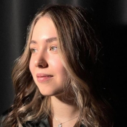 Фотография репетитора Черныш Диана Владимировна