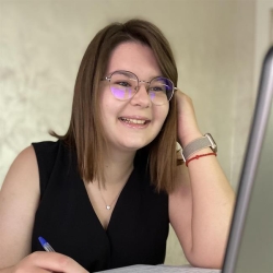 Фотография репетитора Уколова Елизавета Дмитриевна