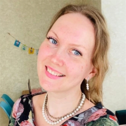 Фотография репетитора Антонова Оксана Александровна